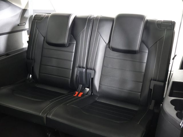 2022 Volkswagen Atlas 3.6L V6 SEL Premium R-Line 4MOTION - 22927719 - 45
