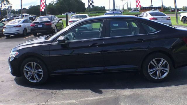 2022 Volkswagen Jetta SE Automatic - 22897118 - 4