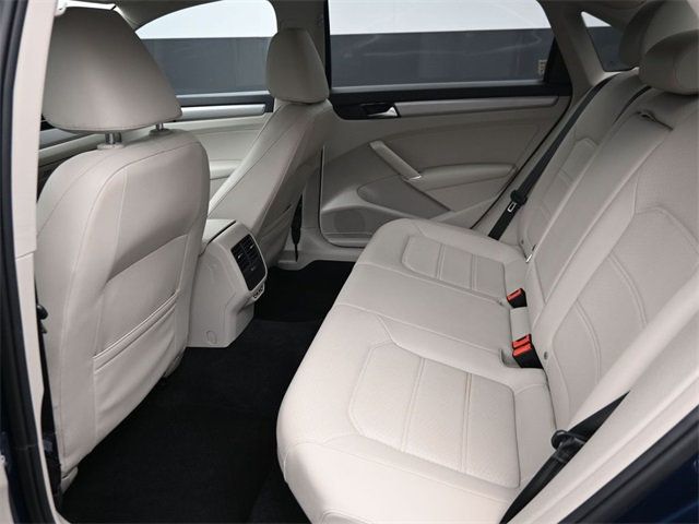 2022 Volkswagen Passat 2.0T SE Automatic - 22891877 - 10