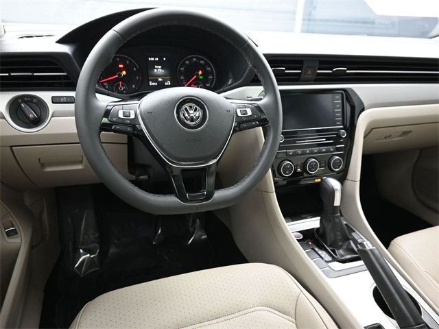 2022 Volkswagen Passat 2.0T SE Automatic - 22891877 - 17
