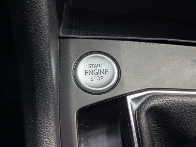 2022 Volkswagen Taos SE FWD - 22907031 - 28