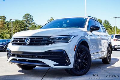 2022 Volkswagen Tiguan - 3VV8B7AX1NM058609
