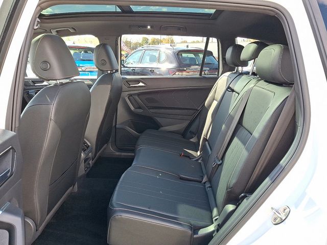 2022 Volkswagen Tiguan 2.0T SE R-Line Black 4MOTION - 22936510 - 9