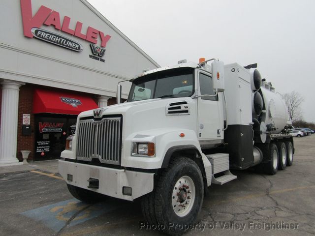 2022 Western Star 4700SF HYDRO EXCAVATOR - 22791953 - 1