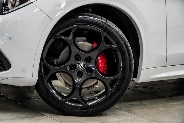 2023 Alfa Romeo Stelvio Veloce AWD - 22930127 - 2