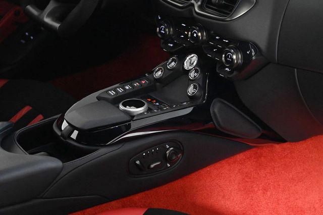 2023 Aston Martin Vantage Coupe - 22936848 - 23