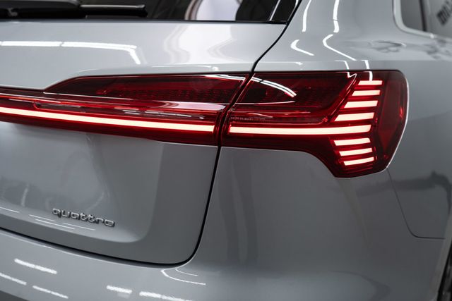 2023 Audi e-tron Premium Plus quattro - 22355184 - 56