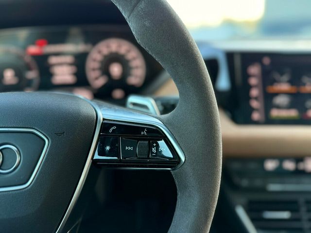 2023 Audi e-tron GT Premium Plus quattro - 22924128 - 11