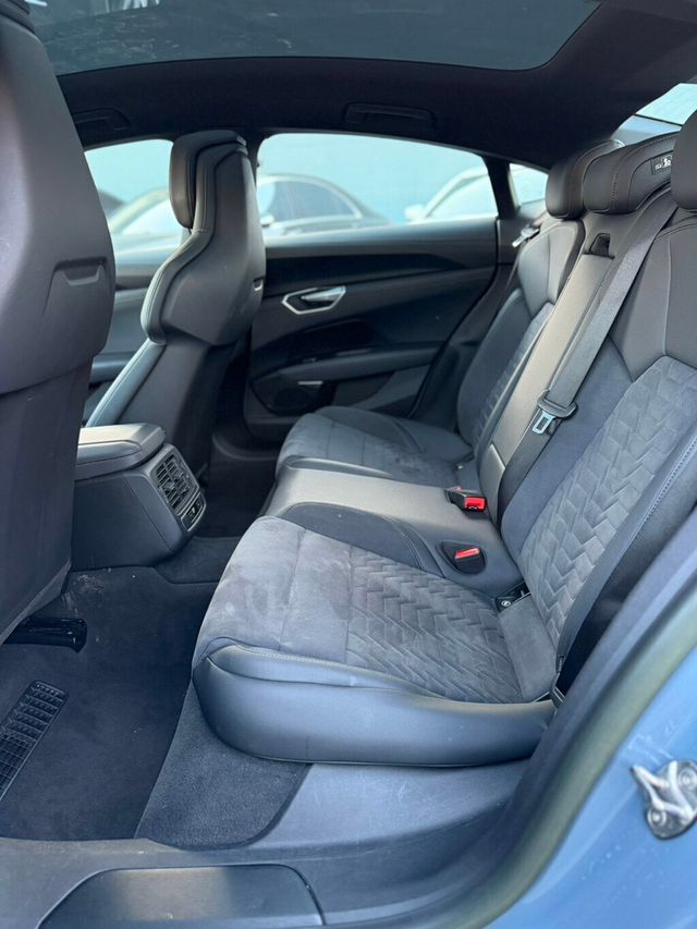2023 Audi e-tron GT Premium Plus quattro - 22924128 - 7