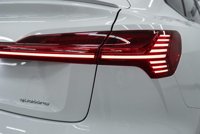 2023 Audi e-tron Sportback S line Prestige quattro - 22352383 - 57