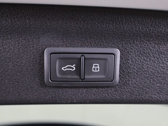 2023 Audi Q3 S line Premium 45 TFSI quattro - 22933865 - 18
