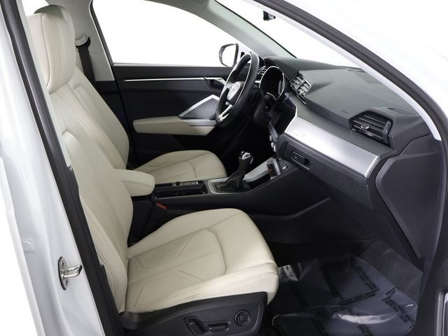 2023 Audi Q3 S line Premium 45 TFSI quattro - 22933865 - 29