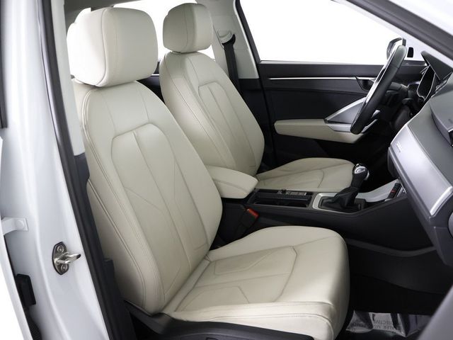 2023 Audi Q3 S line Premium 45 TFSI quattro - 22933865 - 31