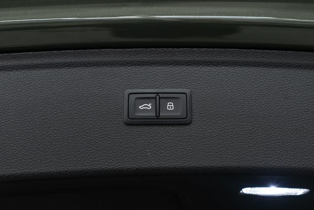 2023 Audi Q5 S line Premium Plus 55 TFSI e quattro - 22938605 - 36