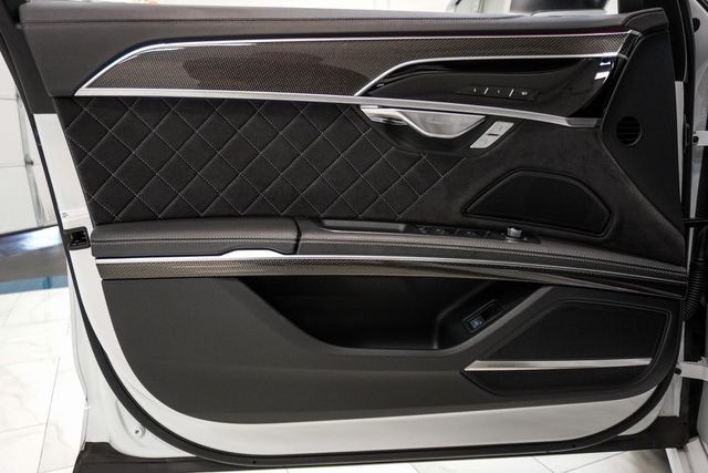 2023 Audi S8 4.0 TFSI - 22893196 - 40