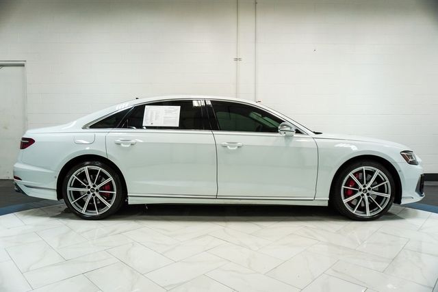 2023 Audi S8 4.0 TFSI - 22893196 - 8