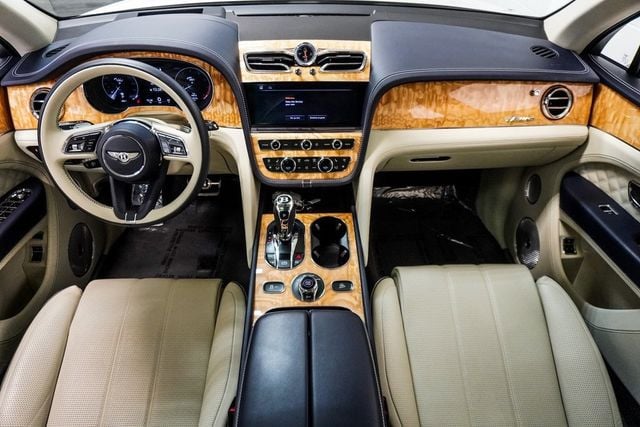 2023 Bentley Bentayga Azure AWD - 22923920 - 14