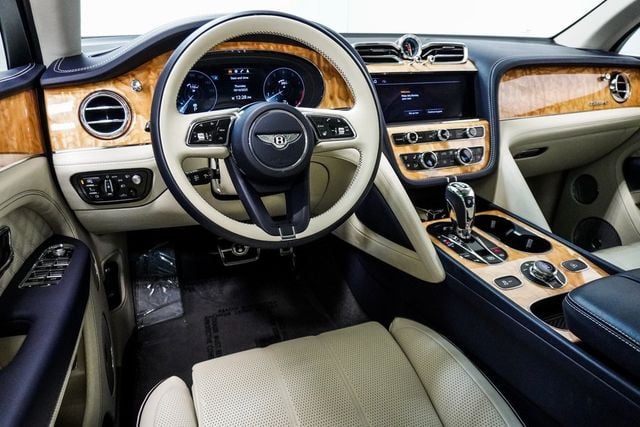 2023 Bentley Bentayga Azure AWD - 22923920 - 15