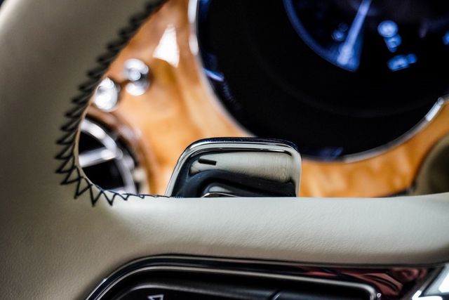 2023 Bentley Bentayga Azure AWD - 22923920 - 20