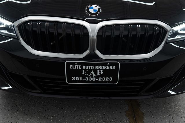 2023 BMW 3 Series 330i xDrive - 22426891 - 53