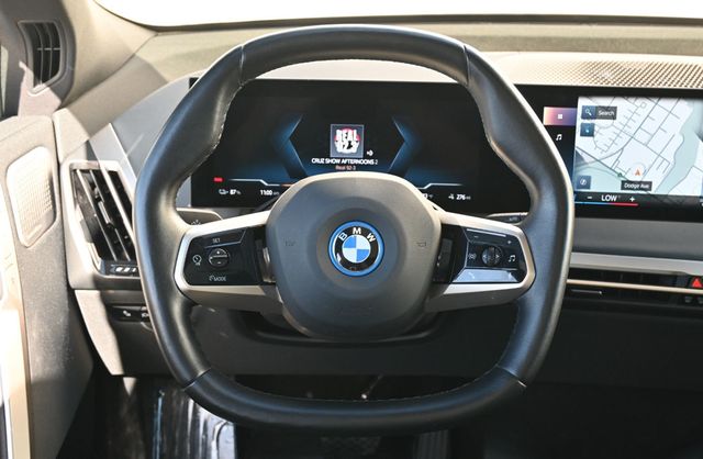 2023 BMW iX M60 AWD - 22939587 - 9