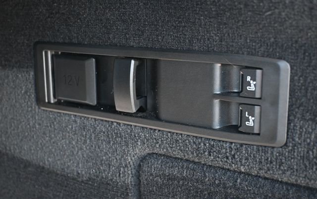 2023 BMW iX M60 AWD - 22939587 - 17