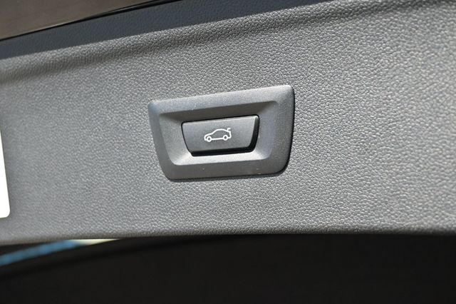 2023 BMW iX M60 AWD - 22939587 - 18