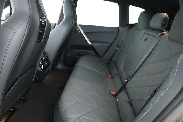 2023 BMW iX M60 SAV with Perforated Leather & Executive Package - 22902202 - 18