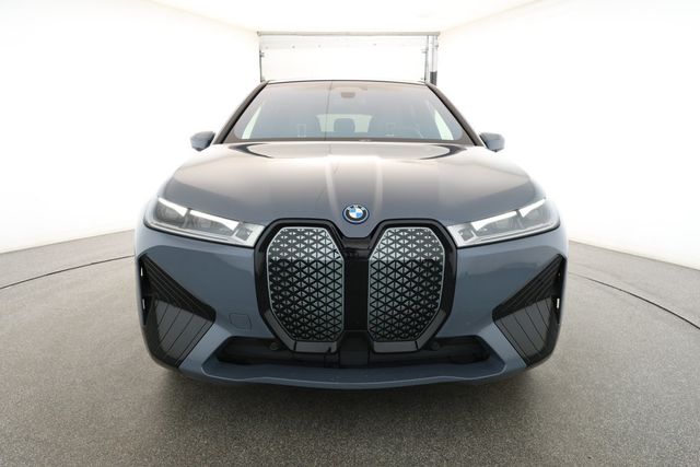 2023 BMW iX M60 SAV with Perforated Leather & Executive Package - 22902202 - 1