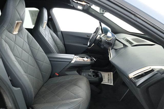 2023 BMW iX M60 SAV with Perforated Leather & Executive Package - 22902202 - 21