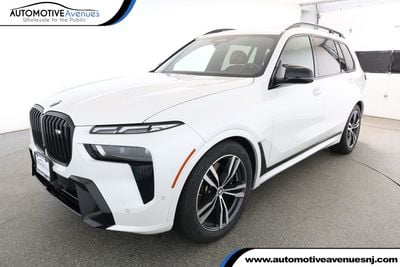 2023 BMW X7
