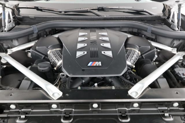 2023 BMW X7 M60i SAV w/ Executive & Driving Assistance Professional Packages - 22873845 - 25