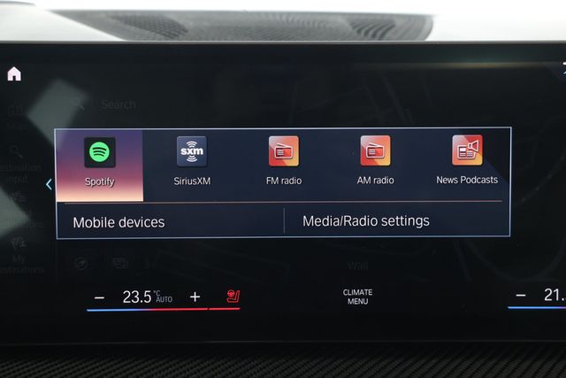 2023 BMW X7 M60i SAV with Full Merino Leather & Driving Assistance Pro. Pkg - 22828715 - 18