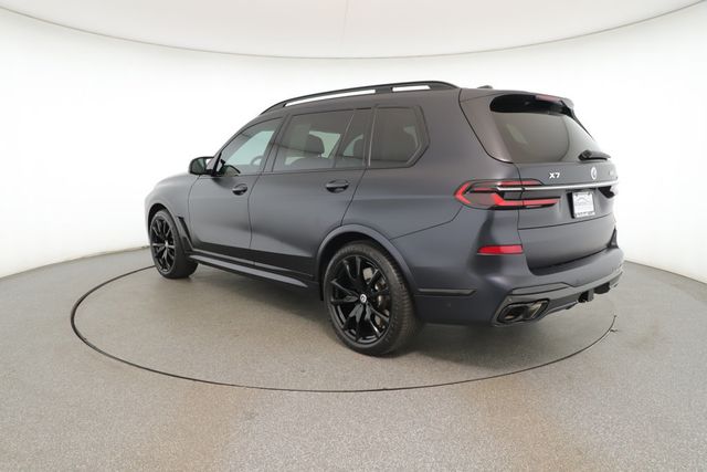 2023 BMW X7 M60i SAV with Full Merino Leather & Driving Assistance Pro. Pkg - 22828715 - 2