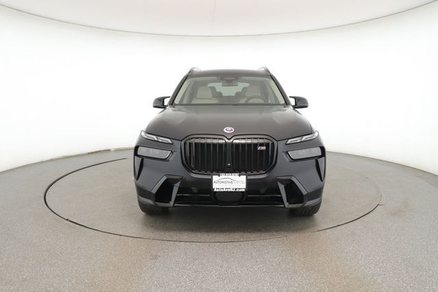 2023 BMW X7 M60i SAV with Full Merino Leather & Driving Assistance Pro. Pkg - 22828715 - 7