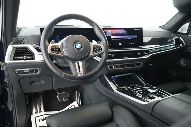 2023 BMW X7 M60i with B&W Diamond Surround Sound + Executive & Climate Pkgs - 22897148 - 9