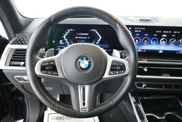 2023 BMW X7 M60i with B&W Diamond Surround Sound + Executive & Climate Pkgs - 22897148 - 10