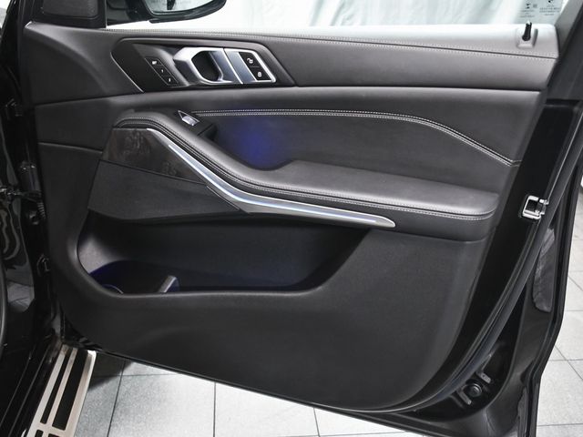 2023 BMW X7 xDrive40i - 22936652 - 13