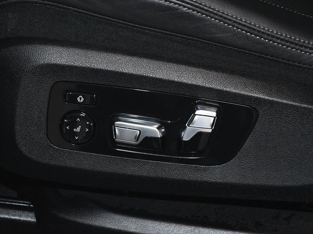 2023 BMW X7 xDrive40i - 22936652 - 52