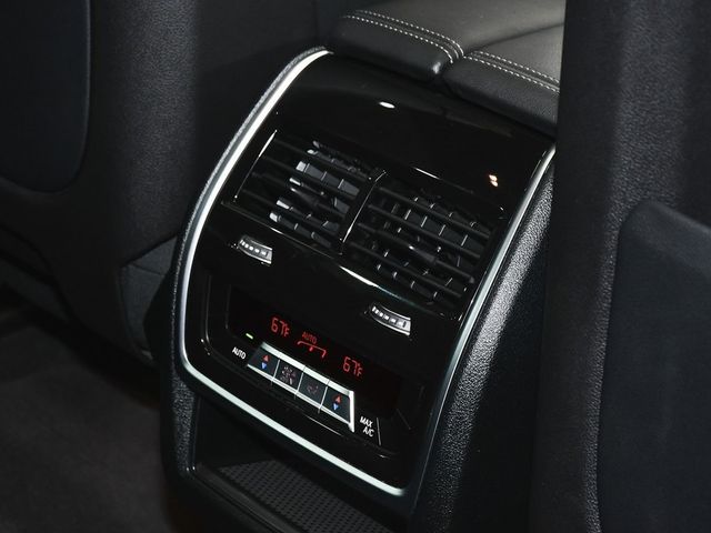 2023 BMW X7 xDrive40i - 22936652 - 57