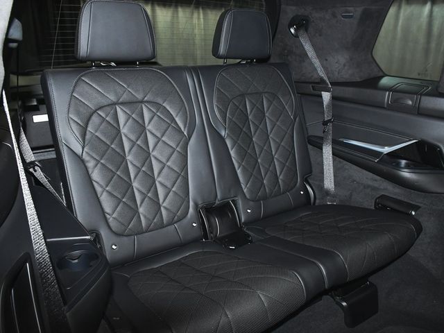 2023 BMW X7 xDrive40i - 22936652 - 65