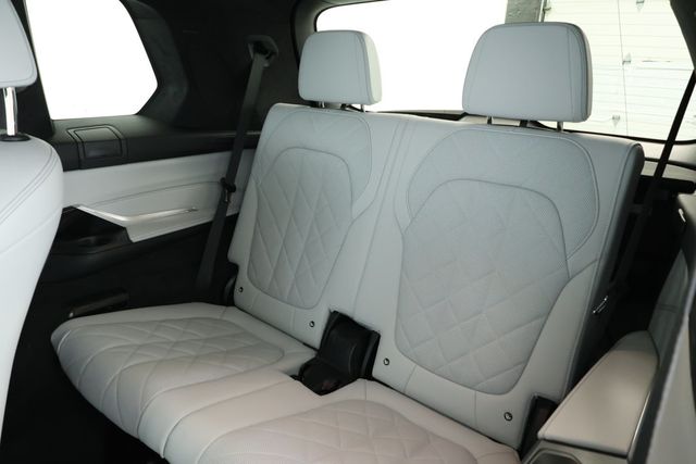 2023 BMW X7 xDrive40i SAV with M Sport,Premium & Climate Comfort Packages - 22915766 - 20