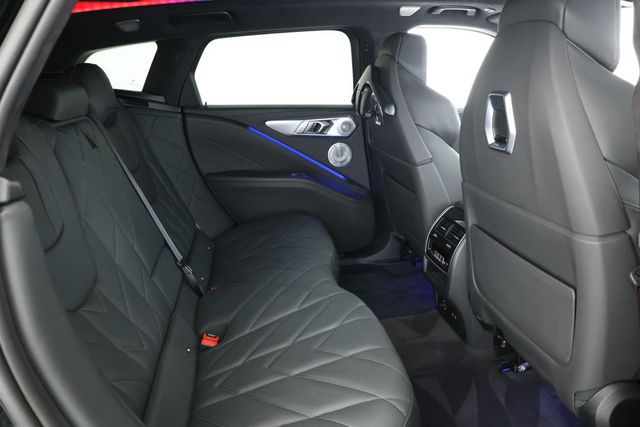 2023 BMW XM w/ Bowers & Wilkins Diamond Surround Sound + M Driver's Package - 22920864 - 25