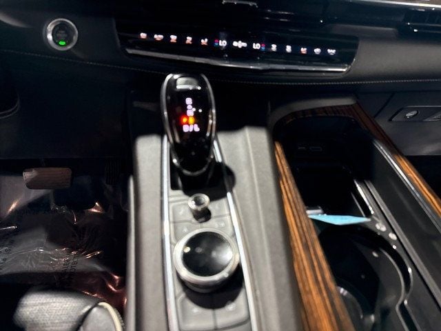 2023 Cadillac Escalade 4WD 4dr Premium Luxury - 22927018 - 19