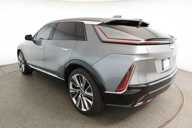 2023 Cadillac LYRIQ 4dr Luxury w/ 22'' Dynamic Split Spoke Reverse Rim Alloy Wheels - 22933282 - 5