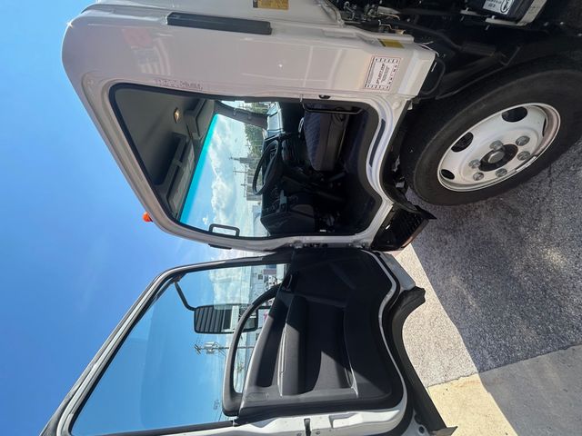 2023 Chevrolet 5500XD LCF  - 22917829 - 10