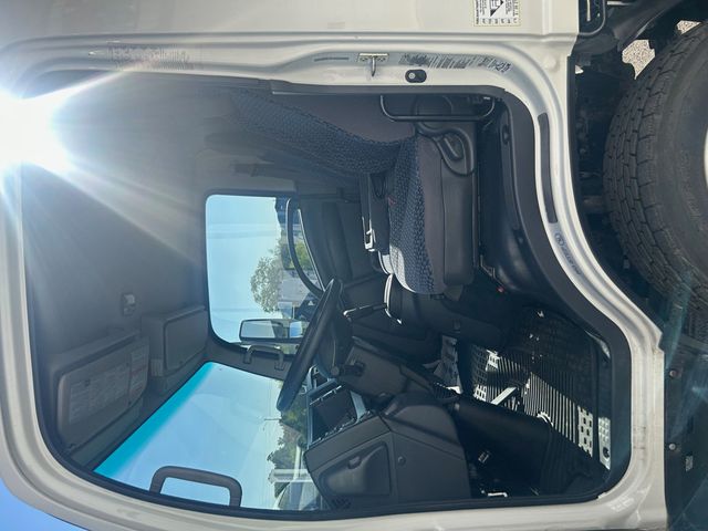 2023 Chevrolet 5500XD LCF  - 22907179 - 10