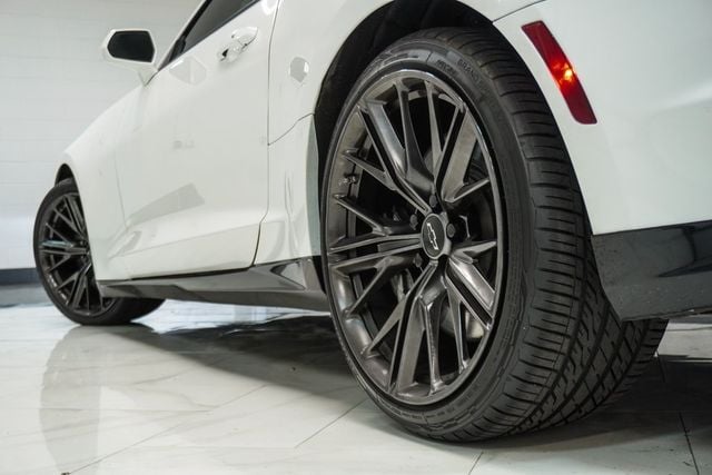2023 Chevrolet Camaro 2dr Coupe ZL1 - 22899624 - 9