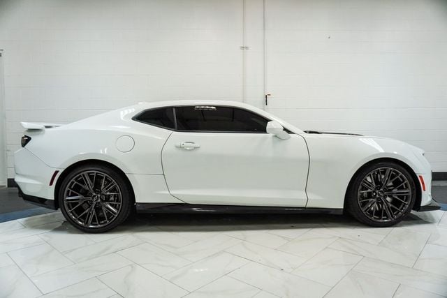 2023 Chevrolet Camaro 2dr Coupe ZL1 - 22899624 - 8