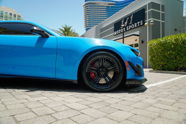 2023 Chevrolet Camaro 2dr Coupe ZL1 - 22883443 - 10